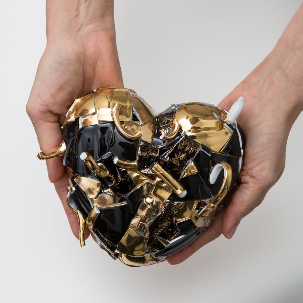 Sandra Shashou, Black and Gold Heart, 2020