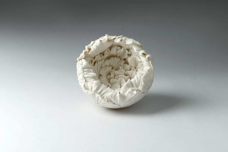 Elza Jaszczuk, White Bowl, 2020, Janet Rady Fine Art